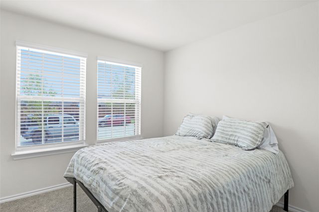 2907 Hadley Drive, Ennis, TX 75119