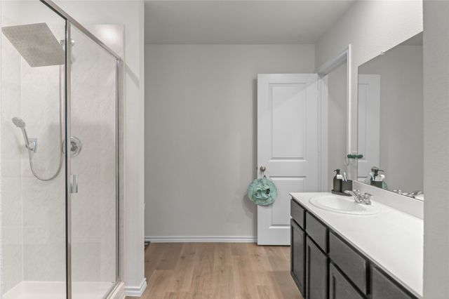 2907 Hadley Drive, Ennis, TX 75119