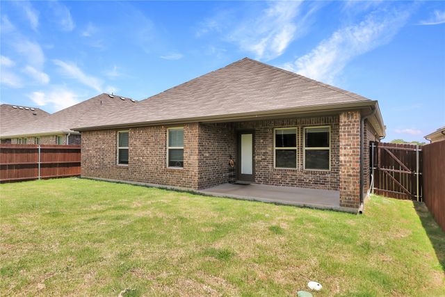 2907 Hadley Drive, Ennis, TX 75119