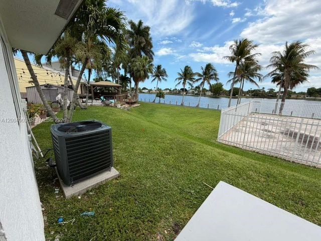 9928 SW 218th Ter, Cutler Bay, FL 33190