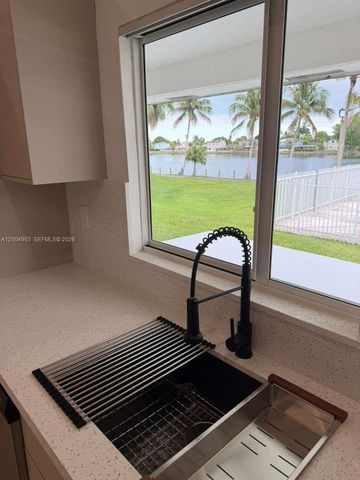 9928 SW 218th Ter, Cutler Bay, FL 33190