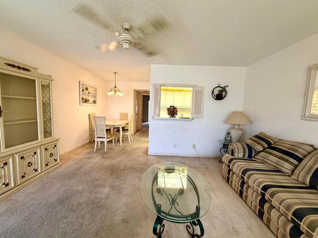 348 NORTHAMPTON Q, West Palm Beach, FL 33417