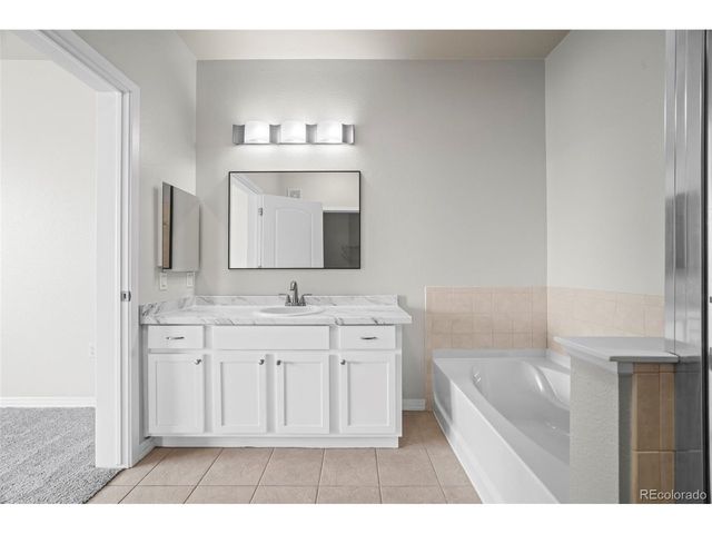 10176 Park Meadows Dr 2101, Lone Tree, CO 80124