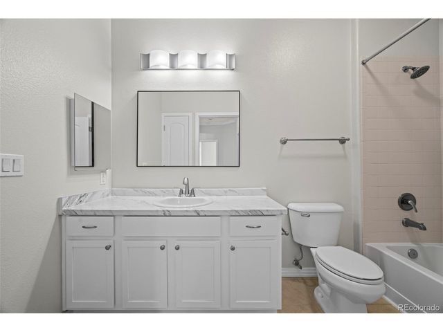 10176 Park Meadows Dr 2101, Lone Tree, CO 80124