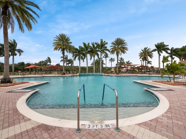 312 NW Alana Avenue, Port St Lucie, FL 34986