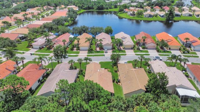 312 NW Alana Avenue, Port St Lucie, FL 34986