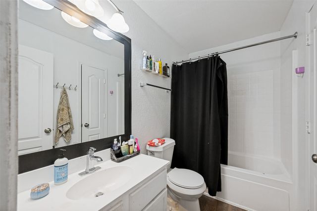 705 Bluebonnet Drive, Cedar Hill, TX 75104