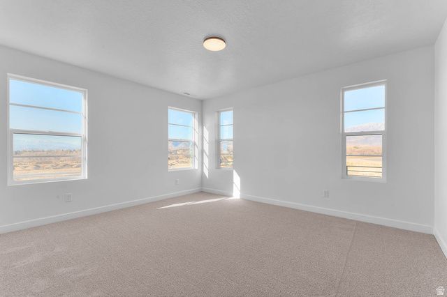 5056 W GREEN ASH LN, Highland, UT 84003