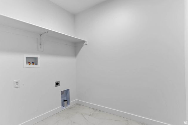 5056 W GREEN ASH LN, Highland, UT 84003