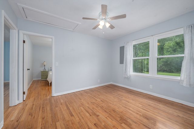 19 Ostewig Dr, Tennessee Ridge, TN 37178