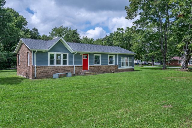 19 Ostewig Dr, Tennessee Ridge, TN 37178