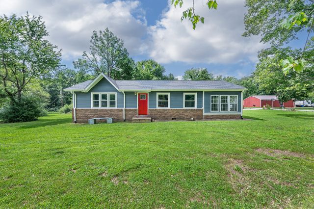 19 Ostewig Dr, Tennessee Ridge, TN 37178