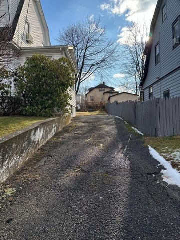 10 Johnson Rd, West Orange Twp., NJ 07052