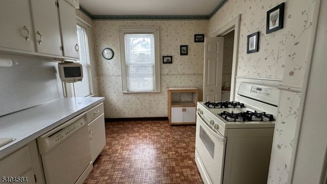 10 Johnson Rd, West Orange Twp., NJ 07052