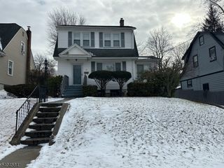 10 Johnson Rd, West Orange Twp., NJ 07052