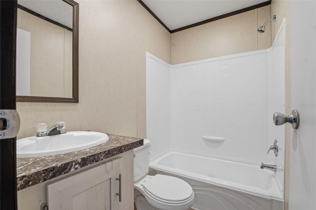 126 2ND ST, Winter Haven, FL 33880