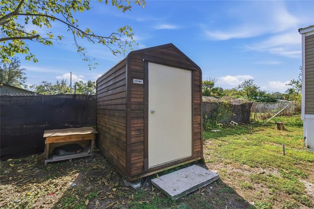 126 2ND ST, Winter Haven, FL 33880