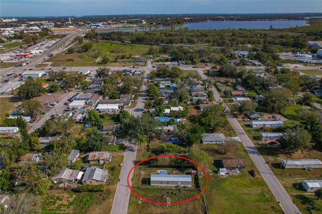 126 2ND ST, Winter Haven, FL 33880