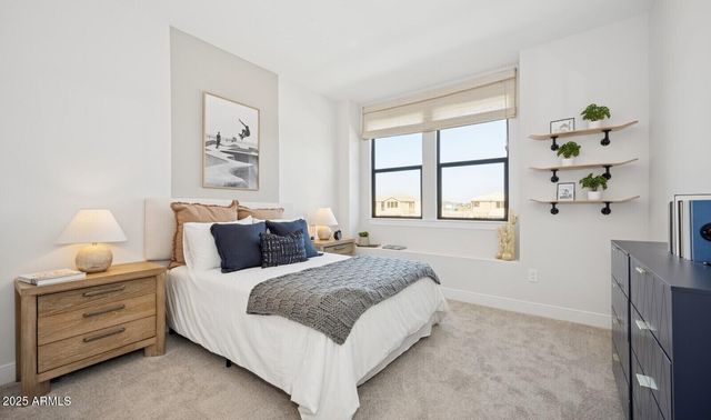 8038 W Royal Palm Road, Peoria, AZ 85345