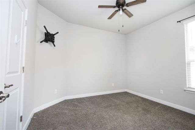 2405 Moon Ranch Drive, Weatherford, TX 76087