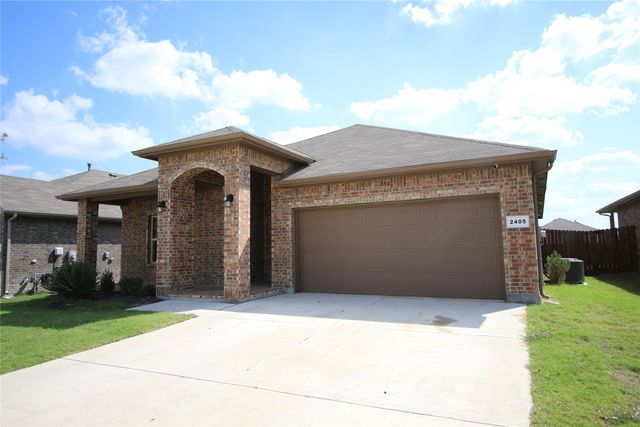 2405 Moon Ranch Drive, Weatherford, TX 76087