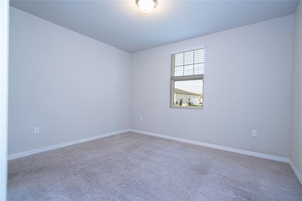 Image 47 of property listing at 632 VISTA VILLAGES BOULEVARD, Davenport, FL 33896