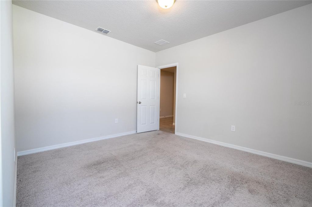 Image 52 of property listing at 632 VISTA VILLAGES BOULEVARD, Davenport, FL 33896