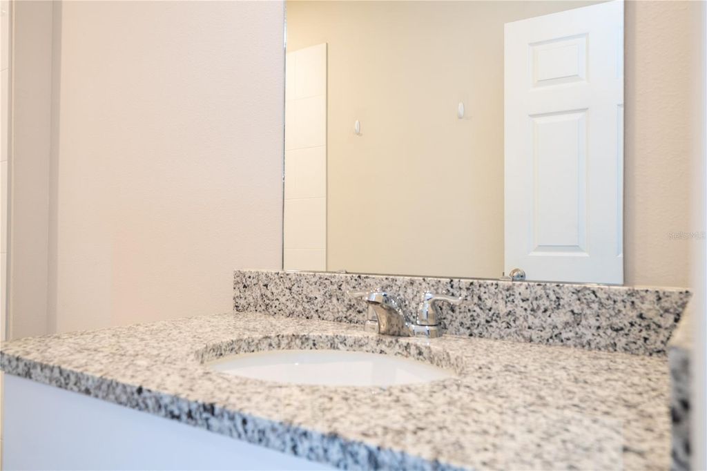 Image 58 of property listing at 632 VISTA VILLAGES BOULEVARD, Davenport, FL 33896