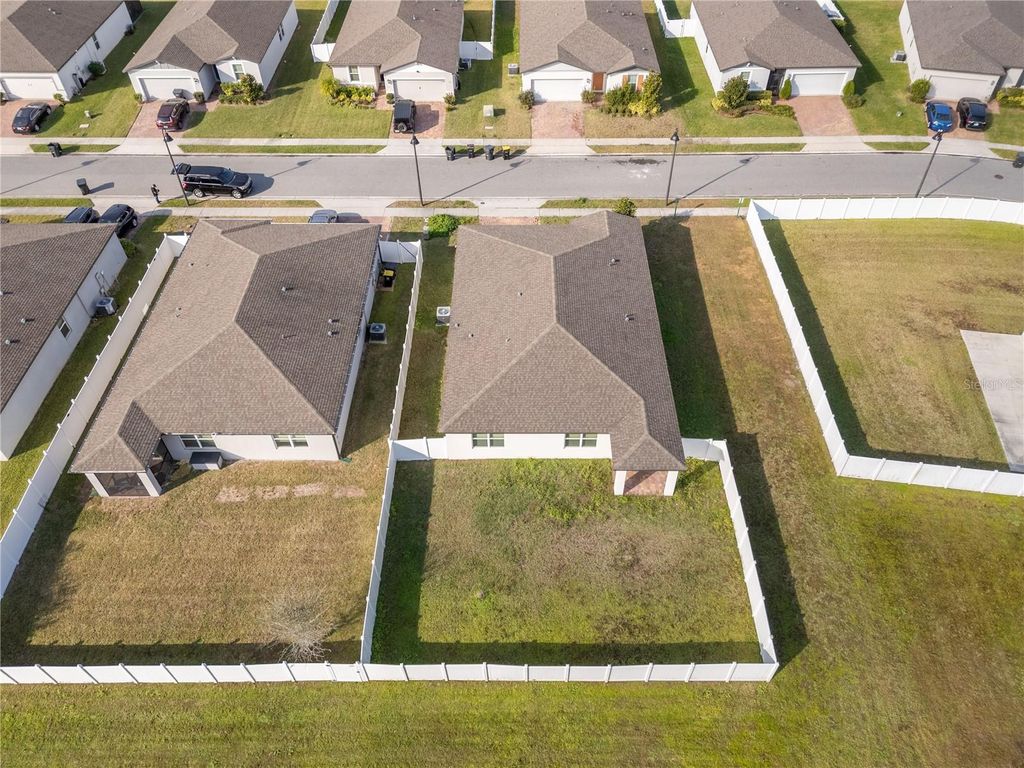 Image 88 of property listing at 632 VISTA VILLAGES BOULEVARD, Davenport, FL 33896