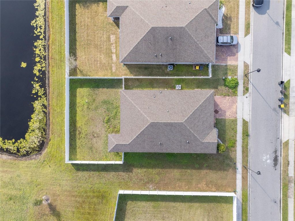 Image 90 of property listing at 632 VISTA VILLAGES BOULEVARD, Davenport, FL 33896