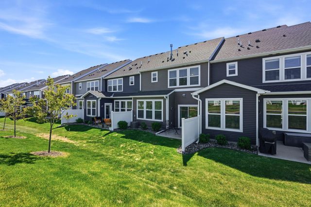 9648 4th Street N, Lake Elmo, MN 55042