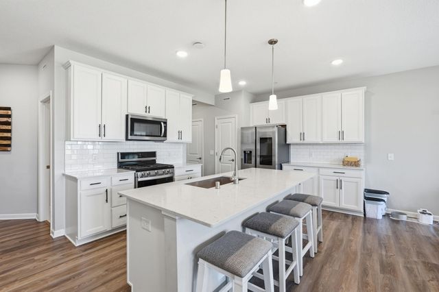 9648 4th Street N, Lake Elmo, MN 55042