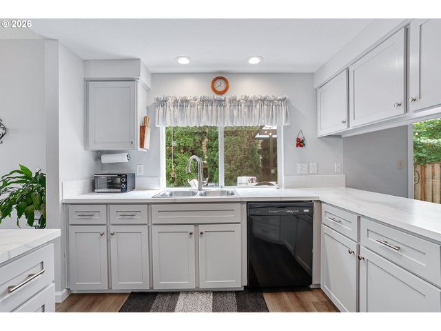 15624 Sw 82ND Ave, Tigard, OR 97224
