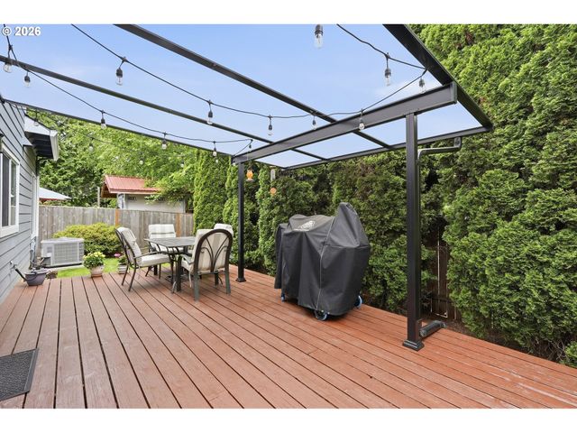 15624 Sw 82ND Ave, Tigard, OR 97224