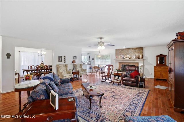 118 Pine Ridge Road, Florence, MS 39073