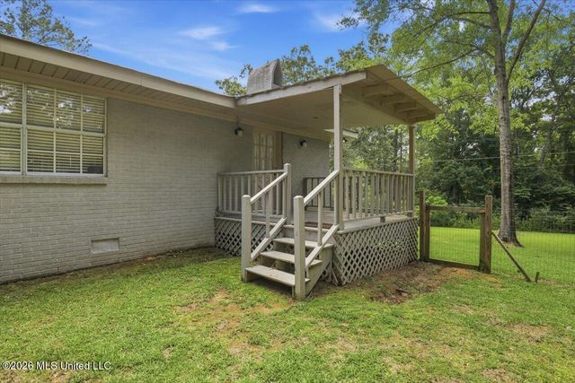118 Pine Ridge Road, Florence, MS 39073
