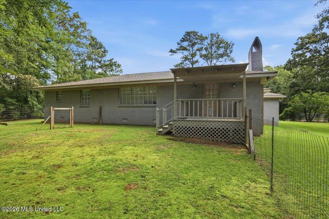 118 Pine Ridge Road, Florence, MS 39073