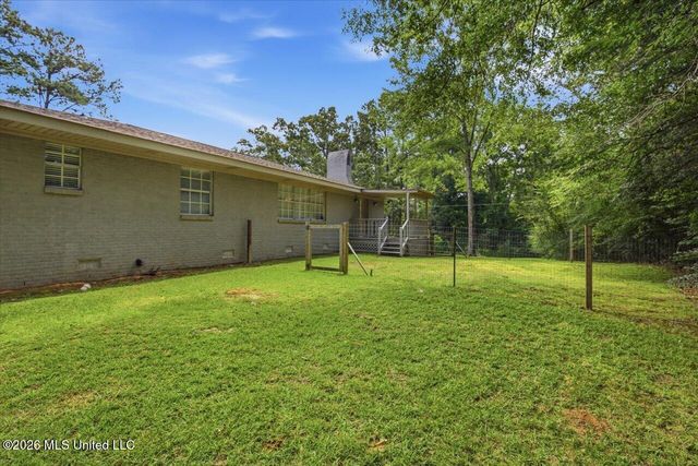 118 Pine Ridge Road, Florence, MS 39073