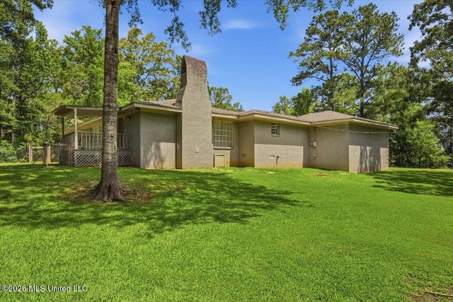 118 Pine Ridge Road, Florence, MS 39073