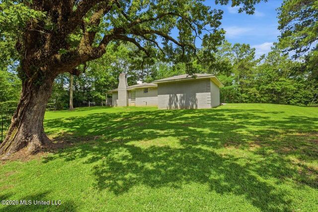 118 Pine Ridge Road, Florence, MS 39073