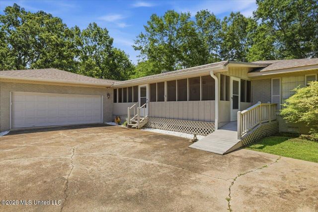 118 Pine Ridge Road, Florence, MS 39073