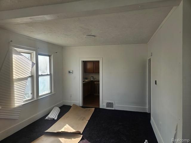 5573 Montclair Street, Detroit, MI 48213