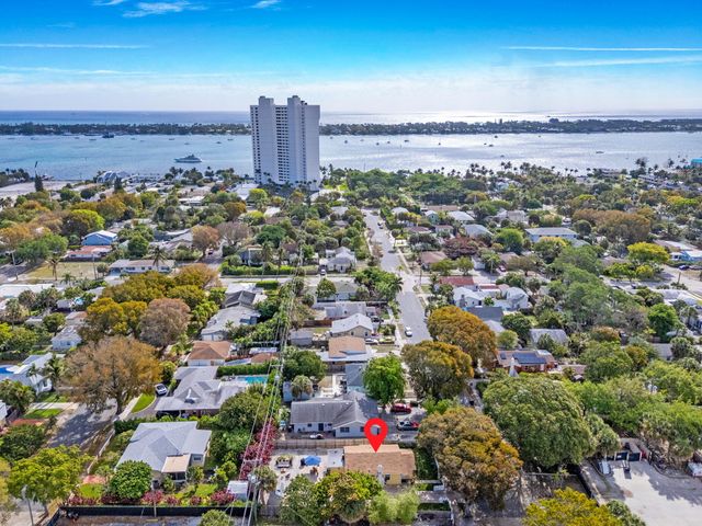 527 50th Street, West Palm Beach, FL 33407