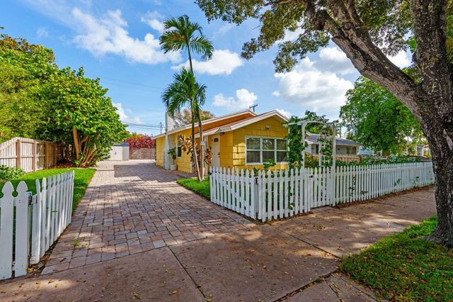 527 50th Street, West Palm Beach, FL 33407