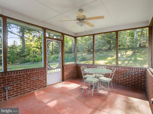 426 PATMOS RD, Woodstock, VA 22664