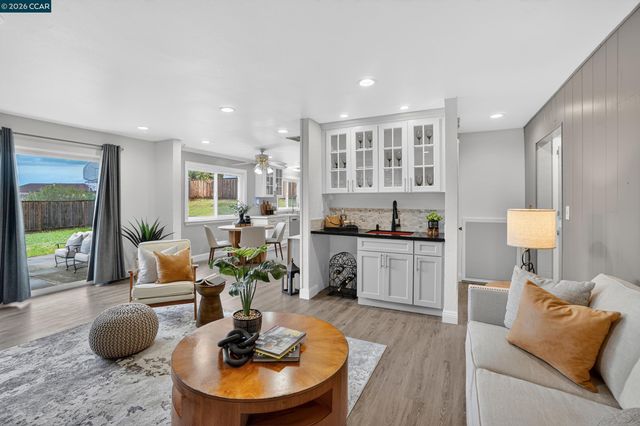 4310 Foothill Way, Pittsburg, CA 94565