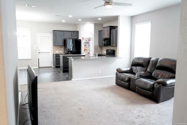 7011 Republic Pkwy, San Antonio, TX 78223