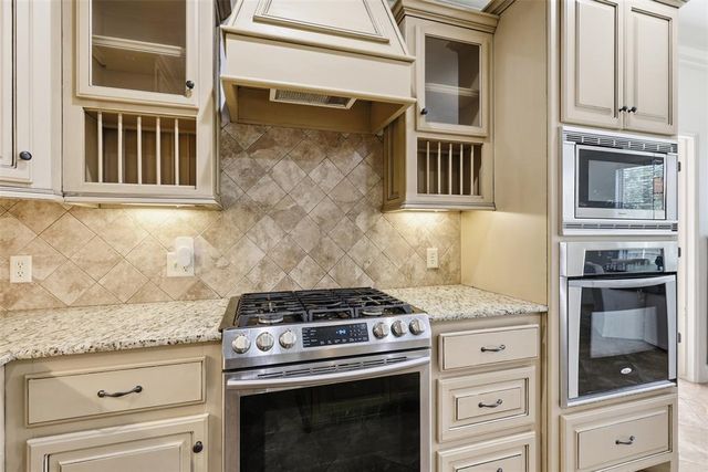 1728 NW 183rd Street, Edmond, OK 73012