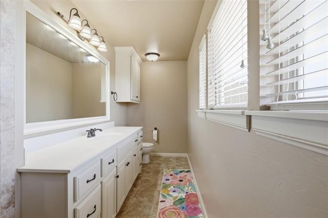 1728 NW 183rd Street, Edmond, OK 73012