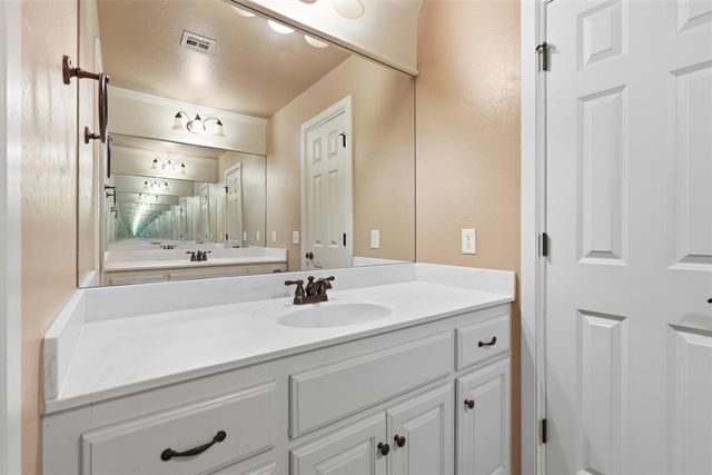 1728 NW 183rd Street, Edmond, OK 73012
